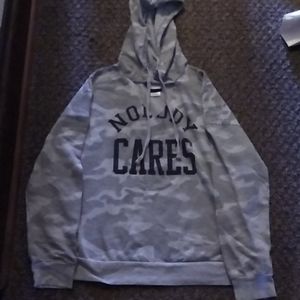 "Nobody cares" hoodie